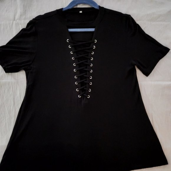 Black Lace Up Ladies Top SZ Large - Picture 1 of 4